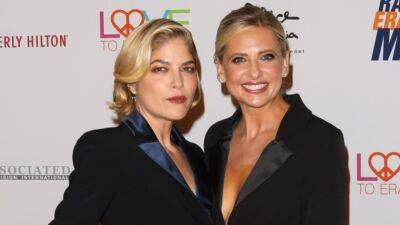 Sarah Michelle Gellar Pens Powerful Tribute to Pal Selma Blair After Shocking 'Dancing With the Stars' Exit - www.etonline.com - county Blair - city Selma, county Blair