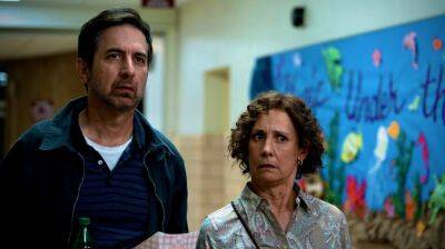 Ray Romano Feature Directorial Debut ‘Somewhere in Queens’ Acquired By Lionsgate & Roadside Attractions - deadline.com - USA - New York - county Queens