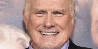 Terry Bradshaw Reveals Cancer Diagnosis During TV Broadcast - www.justjared.com