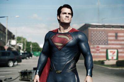 Superman Returns, Henry Cavill Confirms In Live Chat And Via Social Media - deadline.com - Britain - USA - New York