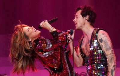 Shania Twain “does plan” to collaborate with Harry Styles: “I’m going to hold Harry to that” - www.nme.com
