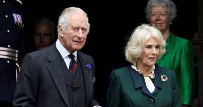 King Charles and Queen Consort Camilla confer city staus on Dunfermaline - www.msn.com - Scotland - county Chambers