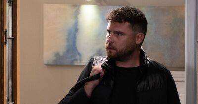 ITV Emmerdale fans point out same issue with Aaron Dingle scenes as they predict another reason for return - www.manchestereveningnews.co.uk - city Sandra