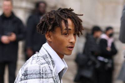Jaden Smith Walks Out Of Yeezy Show At Paris Fashion Week Over Kanye West’s ‘White Lives Matter’ Shirt - etcanada.com