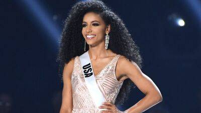 Cheslie Kryst Honored During the 2022 Miss USA Pageant 8 Months After Her Death - www.etonline.com - USA - New York - North Carolina