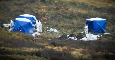 Police spend sixth day searching Saddleworth Moor for remains of Moors Murders victim Keith Bennett - www.manchestereveningnews.co.uk