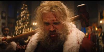 David Harbour's Santa Claus Turns Into An Action Hero in 'Violent Night' Trailer - Watch! - www.justjared.com - New York - city Santa Claus - Santa