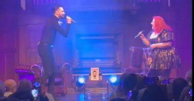 Rylan and Michelle McManus perform 'All This Time' together at Glasgow book signing - www.dailyrecord.co.uk - Scotland