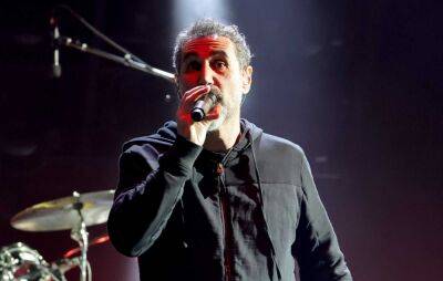 Serj Tankian shares new visualiser, announces LA concert with choir and orchestra - www.nme.com - California - Armenia