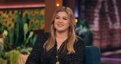 Kelly Clarkson admitted she spanks her children if they misbehave - www.ok.co.uk - USA - Atlanta