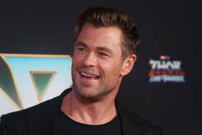 Chris Hemsworth Is Changing The Rules Of Aging In New National Geographic Adventure Series ‘Limitless’ - etcanada.com