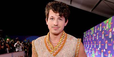 Charlie Puth Explains His Thirst Traps Amid Accusations of Queerbaiting, Reveals LGBTQ+ Community Helped Him Finish a Song - www.justjared.com