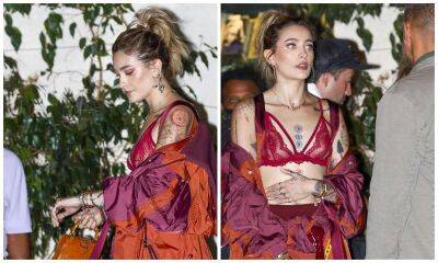 Paris Jackson shows off her tattoos in red lace bra and mini skirt during night out in Los Angeles - us.hola.com - Los Angeles - Los Angeles