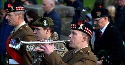 West Dunbartonshire fell silent as ceremonies took place to pay tribute on Remembrance Day - www.dailyrecord.co.uk - county Hall - city Renton