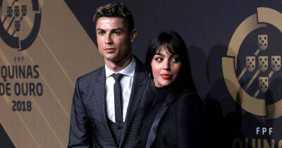 Cristiano Ronaldo Recalls Devastating Moment He Told His Children That Their Baby Brother Died: It Was ‘A Difficult Process’ - www.usmagazine.com - Manchester - Portugal