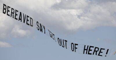 Banner flies over I'm a Celebrity camp with stark message for Matt Hancock - www.dailyrecord.co.uk - Indonesia - county Summit