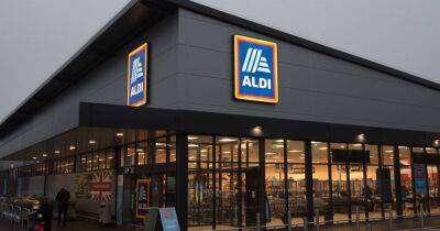 Aldi's shoppers praise £4 Christmas candle that's 'better than Yankee' - www.dailyrecord.co.uk - USA - Beyond