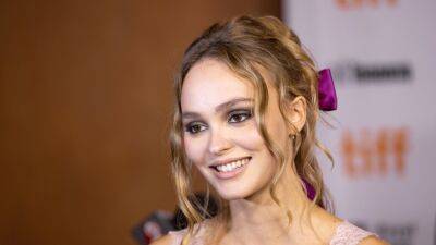 Lily-Rose Depp Reacts to 'Nepo Baby' Label - www.glamour.com - Smith