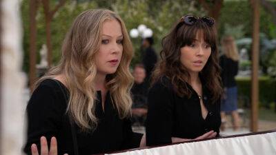 ‘Dead To Me’: Christina Applegate And Linda Cardellini Dodge The FBI In Season 3 Trailer - deadline.com