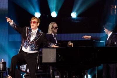 Dodgers Donate A Million Dollars To The Elton John AIDS Foundation, Singer Mentions His Deep L.A. Connection In Penultimate Show - deadline.com - Los Angeles - Los Angeles - USA
