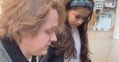 Sweet moment Lewis Capaldi teaches young fan his new song on train station piano - www.dailyrecord.co.uk - London