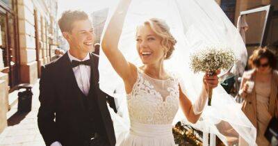 Best Black Friday Wedding Deals for Brides, Bridesmaids and Guests - www.usmagazine.com