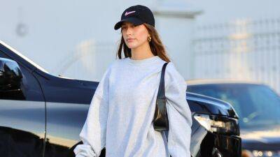 Hailey Bieber’s Gym Look Is Right Out of Princess Diana’s Playbook - www.glamour.com