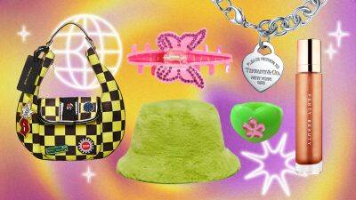 15 Y2K Gifts That Are the Bomb Dot Com - www.glamour.com