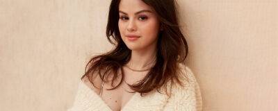 Selena Gomez named her new kidney after Portlandia’s Fred Armisen - completemusicupdate.com - county Stone