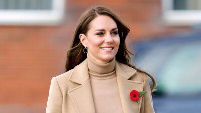 Kate Middleton Praised for Braving Mud In Spike Heels - www.glamour.com - Britain - city Scarborough