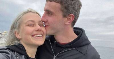 Paul Mescal ‘officially engaged to Phoebe Bridgers’ - www.msn.com