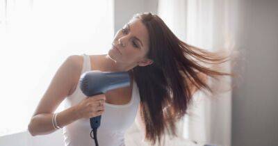 The 15 second hair dryer hack 'all girls must know' to add volume to flat locks - www.dailyrecord.co.uk