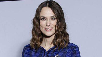Keira Knightley’s Version of a Crop Top Is Classic Chanel—See Pics - www.glamour.com - Paris
