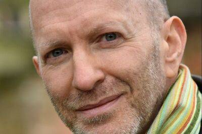 Simon Sebag Montefiore’s ‘The World: A Family History’ In Development As Doc Series With The History Channel - deadline.com
