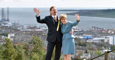 SNP Westminster revolt continues as Chris Law quits frontbench post - www.dailyrecord.co.uk - Scotland - London