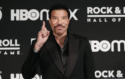 Lionel Richie cancels summer tour and Isle Of Wight headline slot - www.nme.com - Britain - Dublin - city Cambridge - county Isle Of Wight