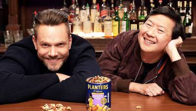 Joel McHale Ken Jeong Tear America Apart Over Mixed Nuts In Planter’s Super Bowl Commercial - hollywoodlife.com - New York