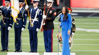 Mickey Guyton Gives Flawless Performance of the National Anthem at Super Bowl LVI - www.etonline.com - Los Angeles - Los Angeles - California