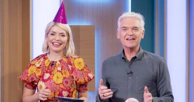 ITV This Morning told to 'give' hosting job to other duo as Holly Willoughby and Phillip Schofield disappear again - www.manchestereveningnews.co.uk