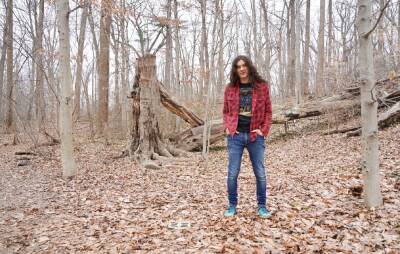 Kurt Vile on new single ‘Like Exploding Stones’ and new album ‘watch my moves’ - www.nme.com - Los Angeles