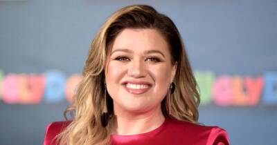 Kelly Clarkson’s Ups and Downs Through the Years: Career Highs, Relationship Lows and More - www.usmagazine.com - USA - Hollywood - Texas - county Worth