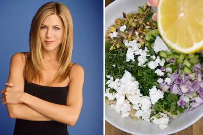 Jennifer Aniston’s infamous ‘Friends’ salad goes viral: Here’s the secret recipe - nypost.com - Los Angeles