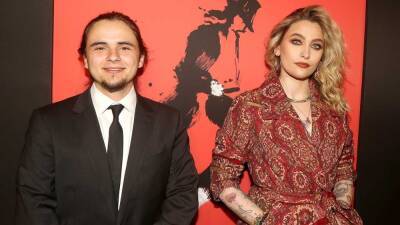 Michael Jackson's Kids Attend Opening Night of His Broadway Show 'MJ: The Musical' - www.etonline.com - Britain - New York