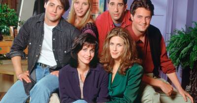 Friends stars' changing faces as Courteney Cox admits op left her looking ‘strange’ - www.ok.co.uk
