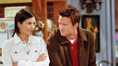 Courteney Cox says Matthew Perry 'relied' on being funny during 'Friends' filming for his 'self-worth' - www.foxnews.com