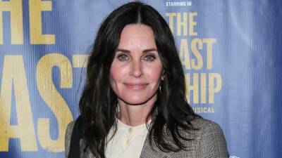 Courteney Cox Says She Looked 'Really Strange' After Facial Injections: 'People Would Talk About Me' - www.etonline.com - Britain
