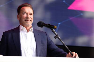 Arnold Schwarzenegger claims vegan diet reversed his ‘bad’ cholesterol - nypost.com - USA - California - Austria