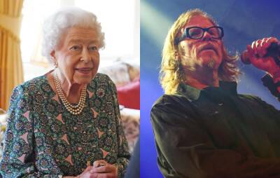 False report of Queen Elizabeth’s death could be a mix-up about Queens Of The Stone Age - www.nme.com - Britain