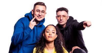 Belters Only earn landmark first Number 1 single in Ireland with Make Me Feel Good ft. Jazzy: “We couldn’t have done it without you” - www.officialcharts.com - Britain - USA - Ireland - county Jack - Dublin