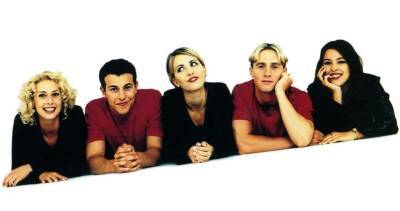 Steps release 5, 6, 7, 8 video in HD ahead of 25th anniversary - www.officialcharts.com